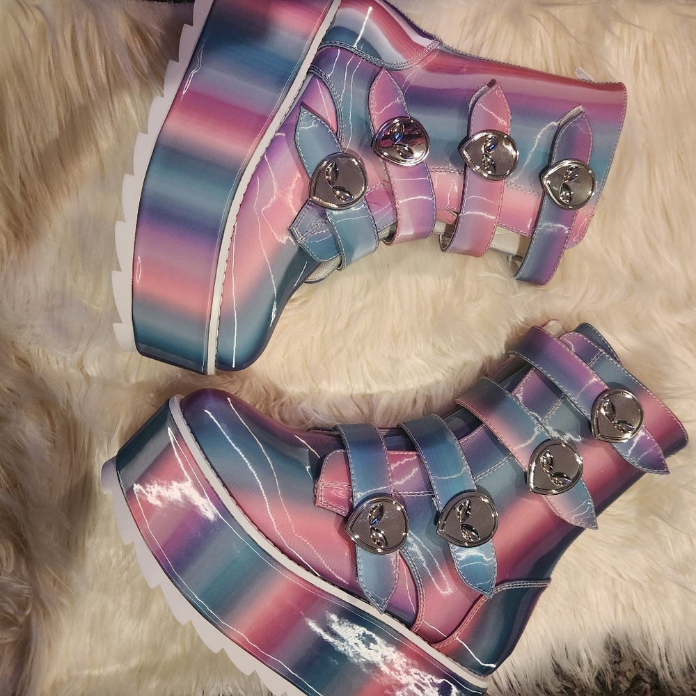 Rainbow alien Platform boots. Size 9